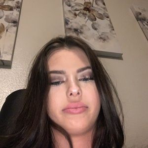 Meet your Posher, Michele